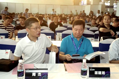 湖南銘騰智能科技有限公司,智能停車場管理系統,智能化監控系統服務,智能防盜報警系統 湖南銘騰智能科技有限公司,智能停車場管理系統,智能化監控系統服務,智能防盜報警系統