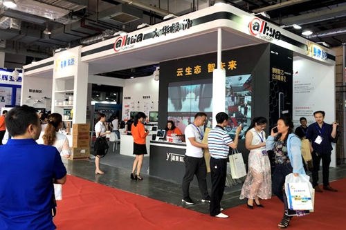 湖南銘騰智能科技有限公司,智能停車場管理系統,智能化監控系統服務,智能防盜報警系統 湖南銘騰智能科技有限公司,智能停車場管理系統,智能化監控系統服務,智能防盜報警系統