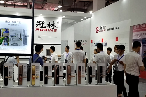 湖南銘騰智能科技有限公司,智能停車場管理系統,智能化監控系統服務,智能防盜報警系統 湖南銘騰智能科技有限公司,智能停車場管理系統,智能化監控系統服務,智能防盜報警系統